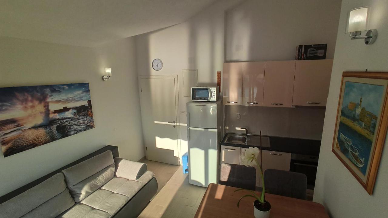 Jakopovic Apartments Rogoznica  Ngoại thất bức ảnh